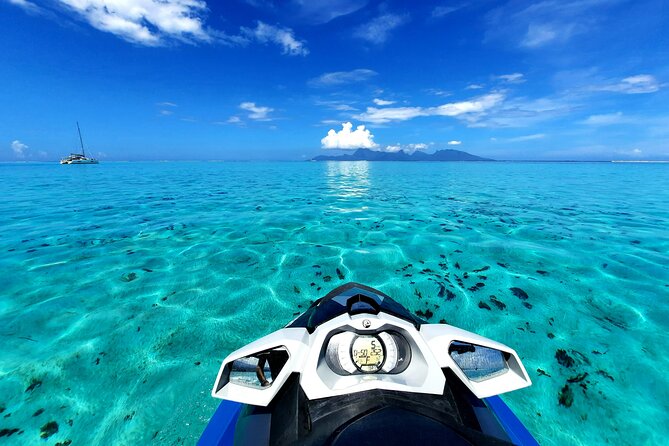 1-hour jet ski excursion in Tahiti - Starting from the InterContinental’s nautical base