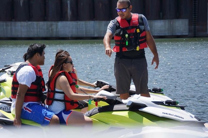 1-Hour Jet Ski Guided Tour – Explore Montreal Waterways in Style! - The Jacques Cartier Bridge finish