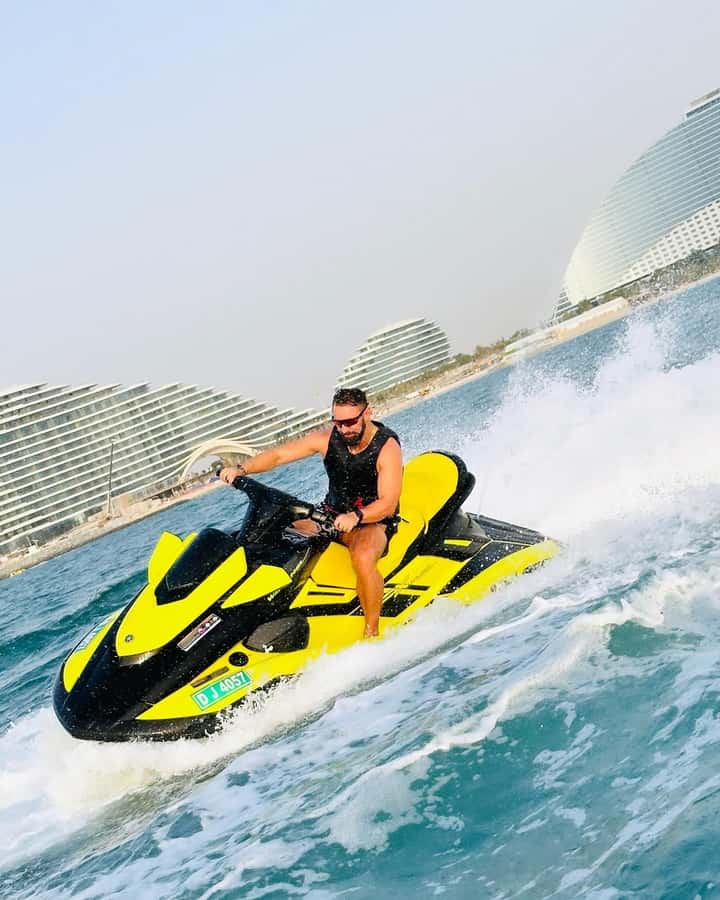 1-Hour Royal Atlantis Jet Ski Tour - What the $163 price means