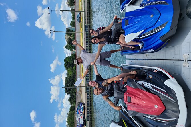 1-hour Single Jet Ski Rental in Seabrook - up to 2 passengers - Friendly service and a personal check-in