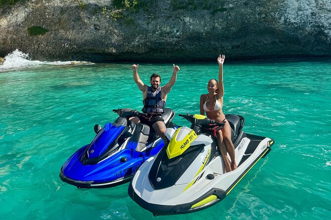 2 Hours Private Jet Ski Tour in Saint Martin with free passenger - Mullet Bay and the run toward Simpson Bay