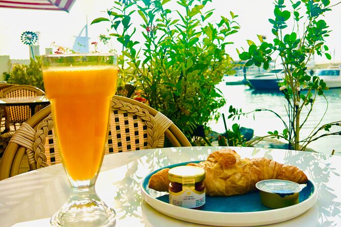 30-Min Jet Ski Tour: English Breakfast, Burj Al Arab View Bliss - A fast route to Dubai’s most famous hotel