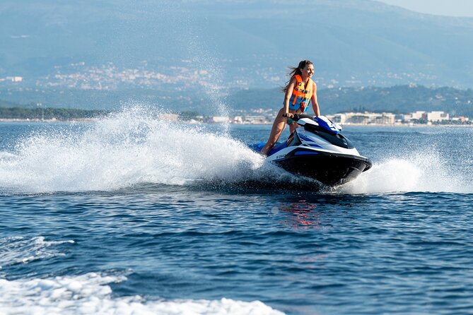 30 Minutes Jet Ski Rental in Cannes - The staff and the feel of the session