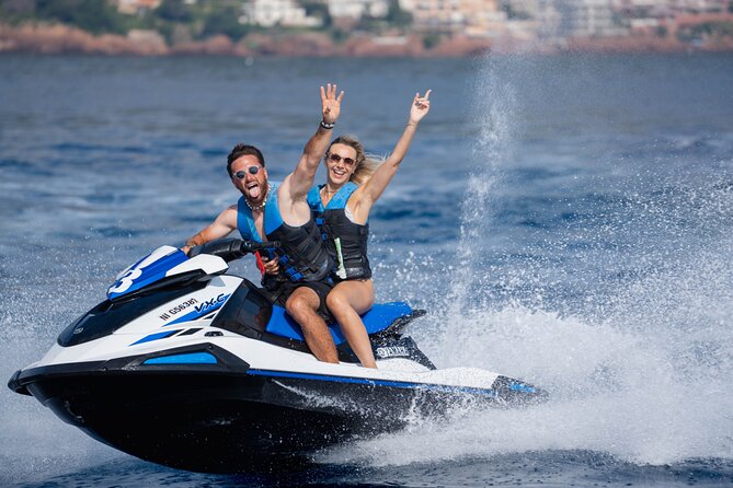 30 Minutes Jet Ski Rental in Cannes - What happens before you leave the beach
