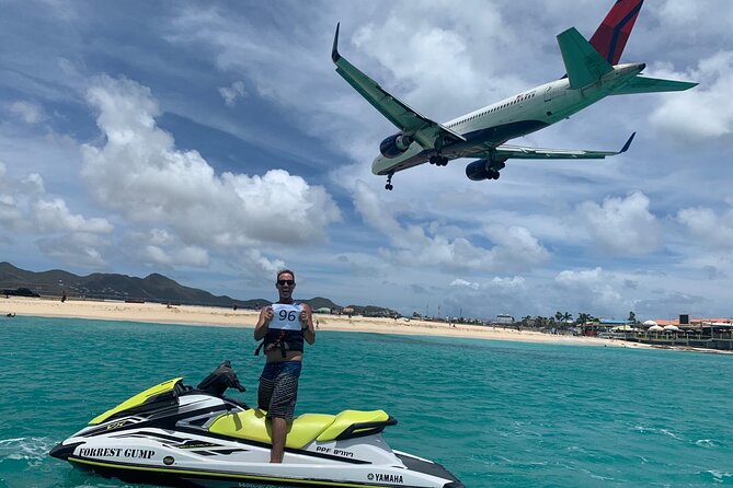 90 min St. Martin Jet ski Terre Basse tour - Along the coast, from gentle cruising to wave jumps