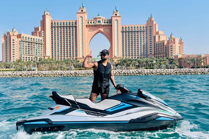 90 Minutes Dubai Palm Jumeirah Jetski Tour - Starting at Po Marinas Harbor