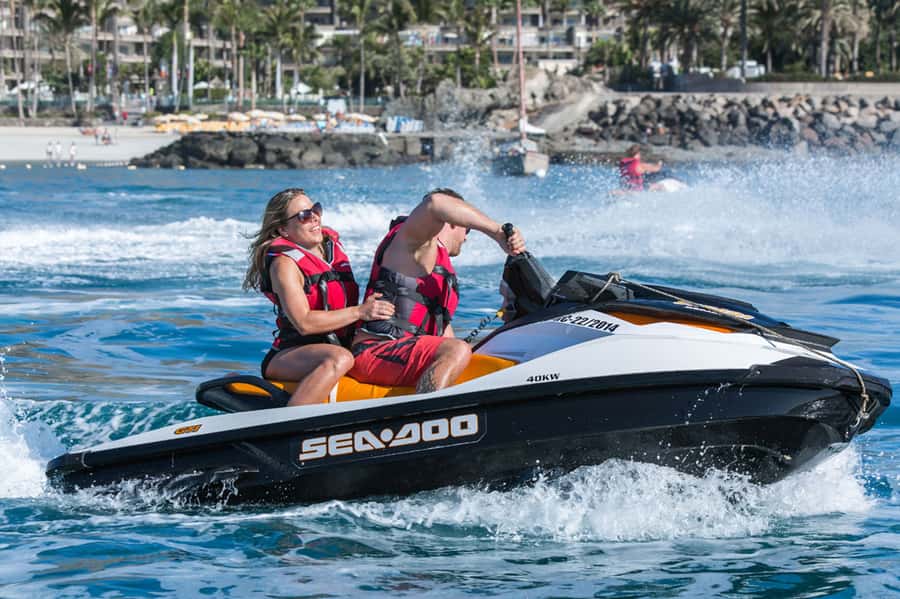 Agadir: 30-Minute Jet Ski Ride with Hotel Pickup & Drop-off - Learning the Sea Doo controls before the ride