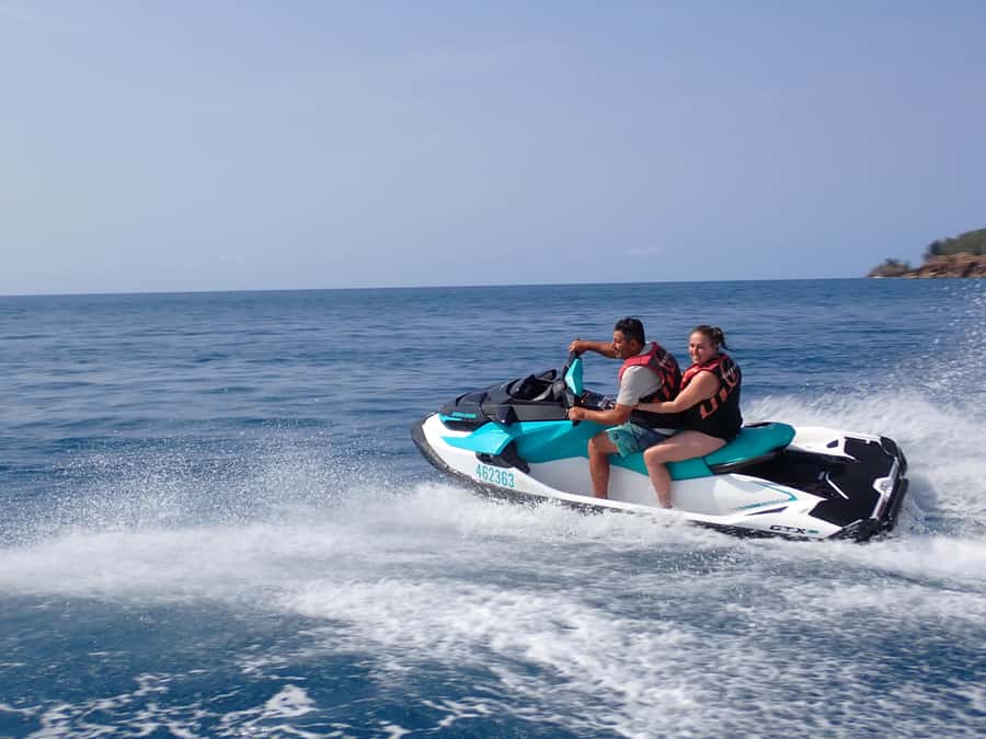 Airlie Beach Jet Ski Tours - A good first jet ski ride
