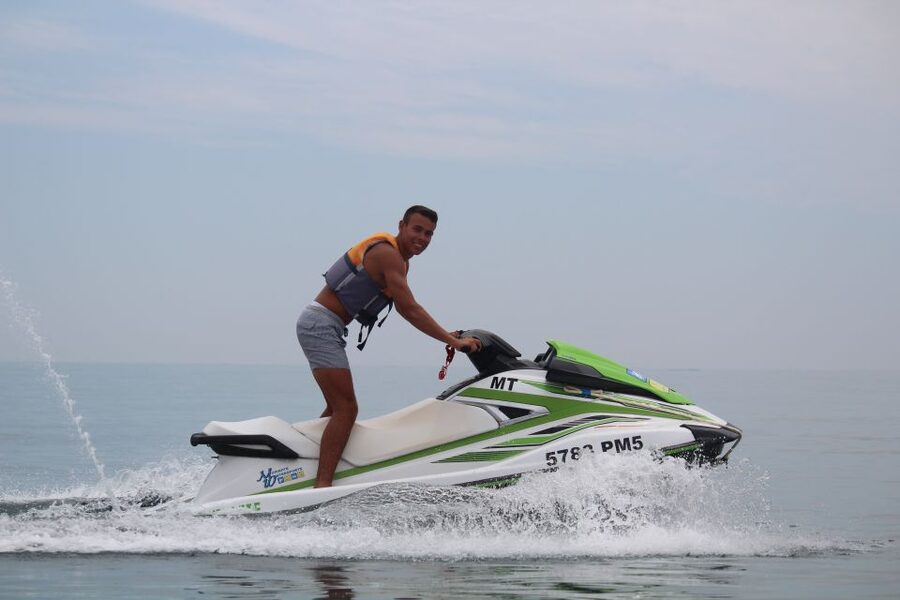 Algarve: Jet Ski Rental in Armação de Pêra - Photos, belongings, and the small extras