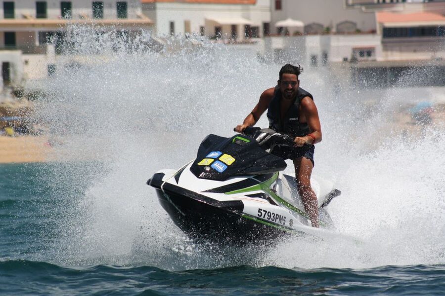 Algarve: Jet Ski Rental in Armação de Pêra - Getting used to the Yamaha WaveRunner
