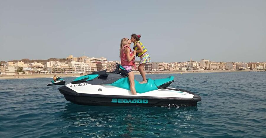 Alicante: Jet Ski Session 30min with instructor - What the 30-minute session feels like