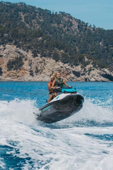 Andratx: Jet Ski Tour with Cave Visits and free Photos - Entering s’Argilau Cave for photos