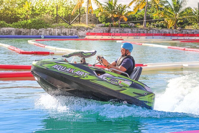 Aqua Adventure: Jet Ski + Aqua Karts - Jet skis first, or Aqua Karts first?