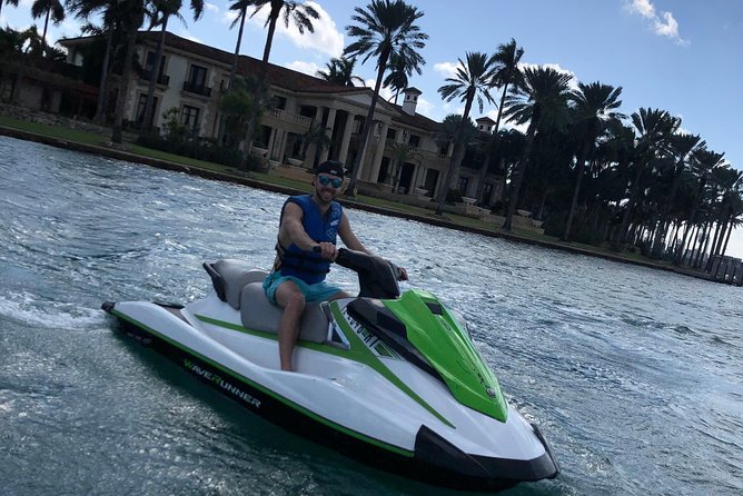 AquaFusion Combo: Jet Ski + Party Boat Excursion - Why a single-rider Jet Ski matters