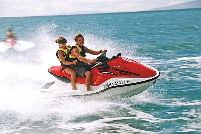 Aruba Jet Ski Waverunner Rental - A fast ride at Eagle Beach