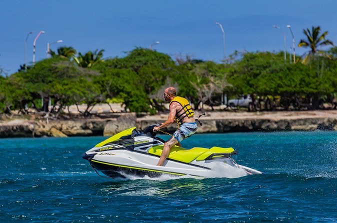 Aruba Jet Ski Waverunner Rental - Single or double jet ski: read the price carefully