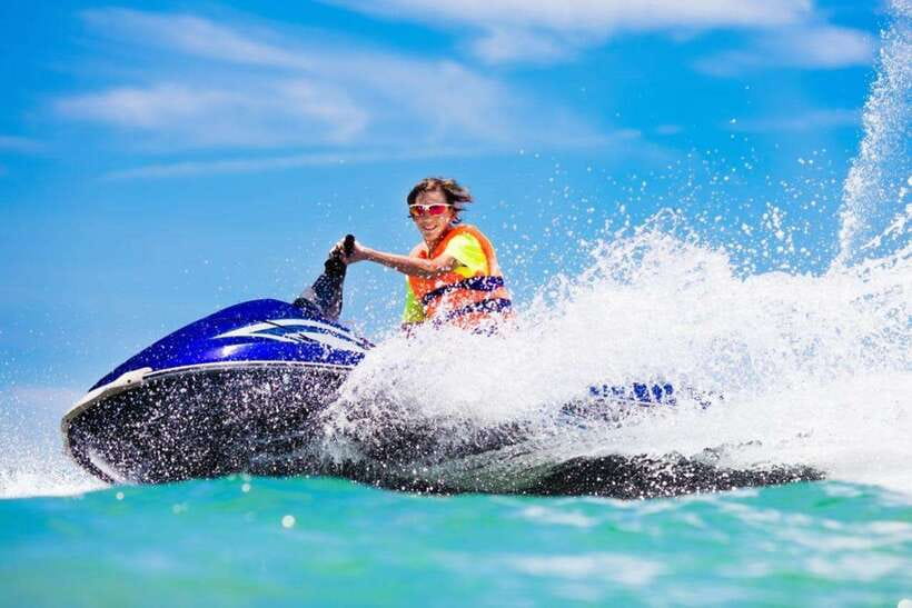 Bali : Jetski Watersport Nusa Dua beach include Transport - A fast start from Bintang Beach Club