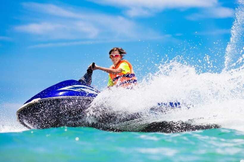 Bali : Jetski Watersport Nusa Dua beach include Transport - The safety briefing is part of the experience