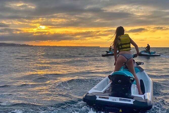 Bali : Watersport Jet Ski, Banana Boat, Parasailling and Flyboard - What happens at Bintang Beach Club in Tanjung Benoa