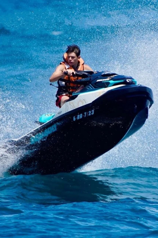 Barcelona: Jet Ski Ride 1 or 2 People w/ Instructor Included - What the price really gives you