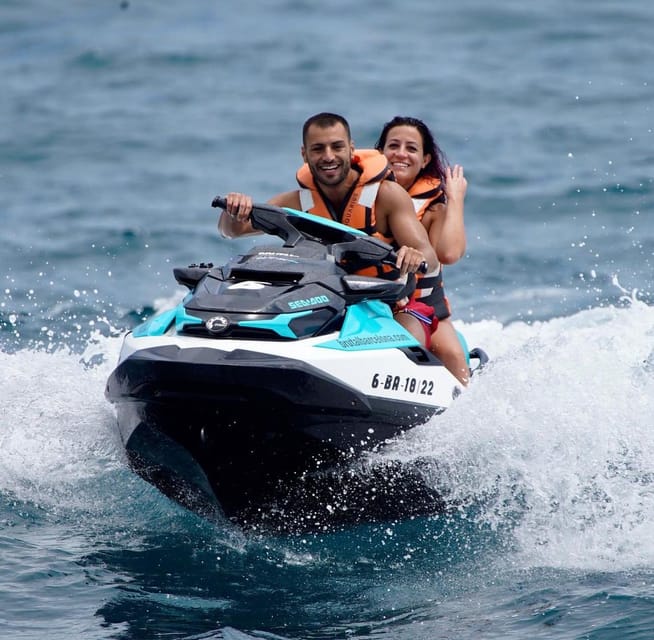 Barcelona: Rent a Jetski and speed through the ocean - The safety briefing comes before the speed