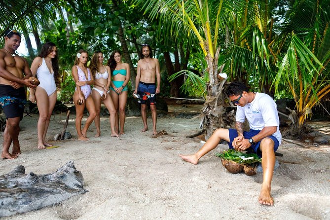 Bora Bora 4WD Tour Including Lunch at Lucky House & Jet Ski Tour - Lunch at Lucky House, not Bloody Mary’s