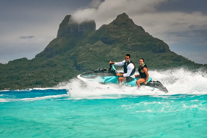 Bora Bora Island Tour By JET SKI - The Two-Hour Route Around the Lagoon