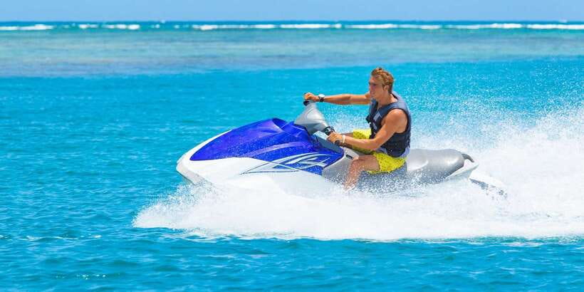 Boracay Jetski Ride - Meeting at Astoria and reaching the activity area