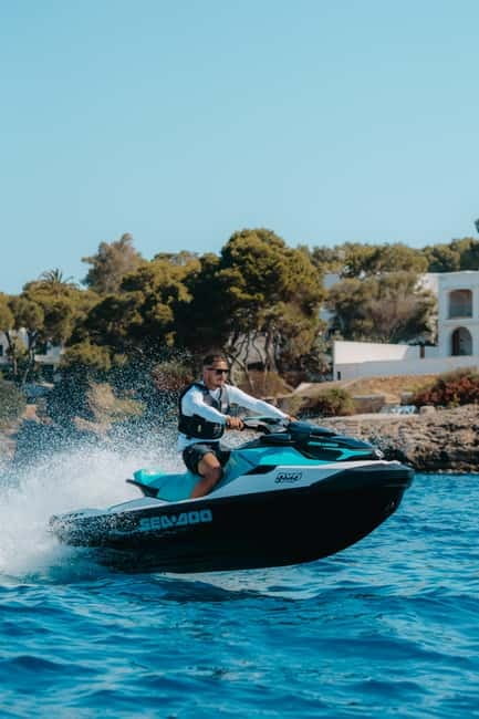 Cala d'Or | Jet Ski Tour 30 min along southeast coast. - What the first few minutes feel like
