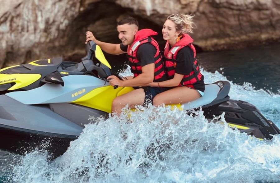 Cala Millor: Jetski Tour of Sea Lion Cave or Caves of Artà - What the hour actually feels like
