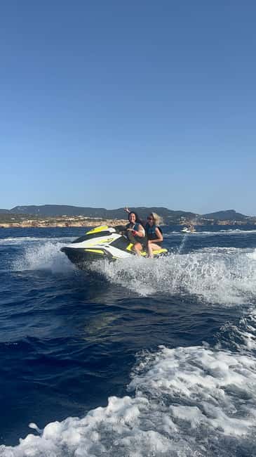 Cala Salada: 30-Minute Jet Ski Experience - Swimming, photos, and the practical tradeoff