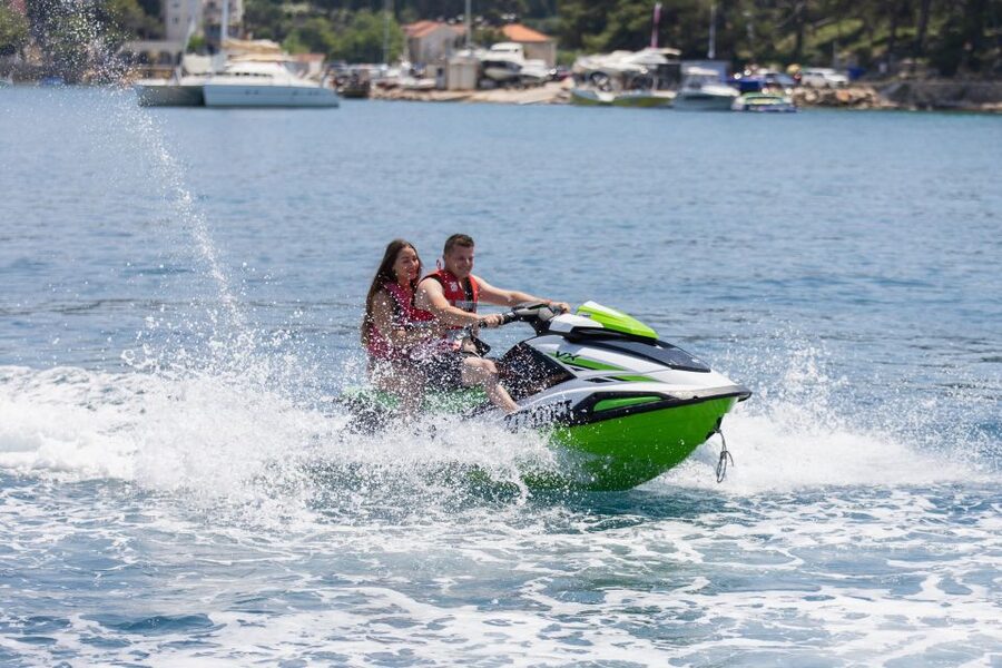Cavtat: Jet ski rental - Sharing one Yamaha Waverunner