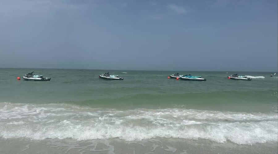 Clearwater Beach: Freestyle Jet Ski Rental - Starting at the aqua-colored hut by Sheraton Sand Key