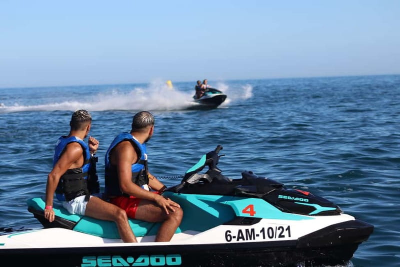 Closed circuit on Jetski - Learning to handle the jet ski