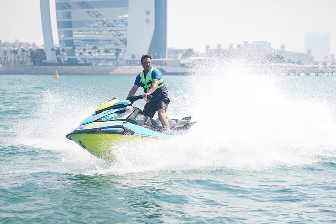Dubai: 30min Jet Ski: Burj Al Arab w Pics, Videos, free Ice Cream - Who should book this jet ski tour?