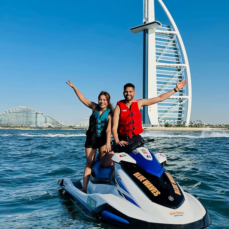 Dubai: Experience Jet Ski to Burj Al Arab +PICTURES & VIDEOS - Choosing between 30 minutes and one hour