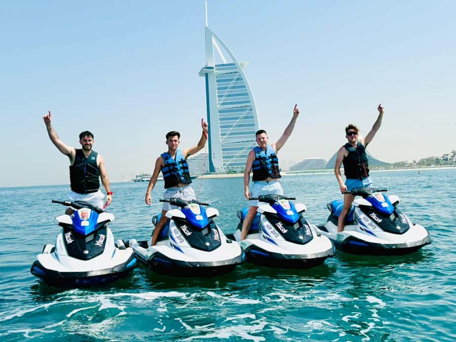 Dubai: Jet Ski 30Min & 30Min Jet Car Burj Al Arab Adventure - What to bring and how to prepare