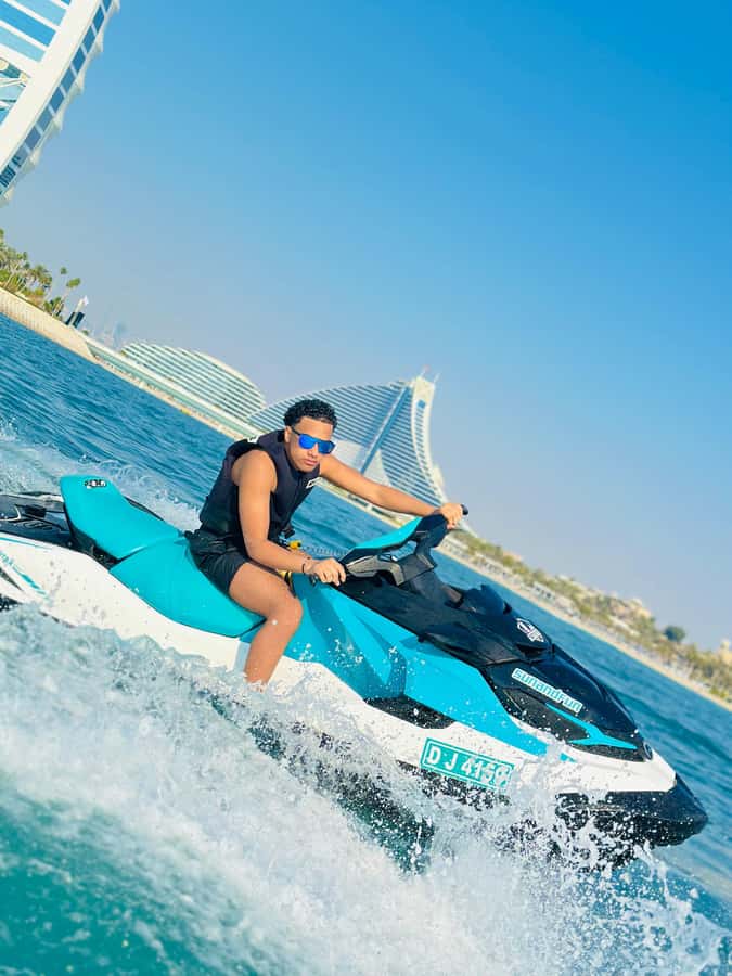 Dubai jet ski: visit the Burj al Arab and Atlantis with photos and videos - Adding the Burj Khalifa and Royal Atlantis