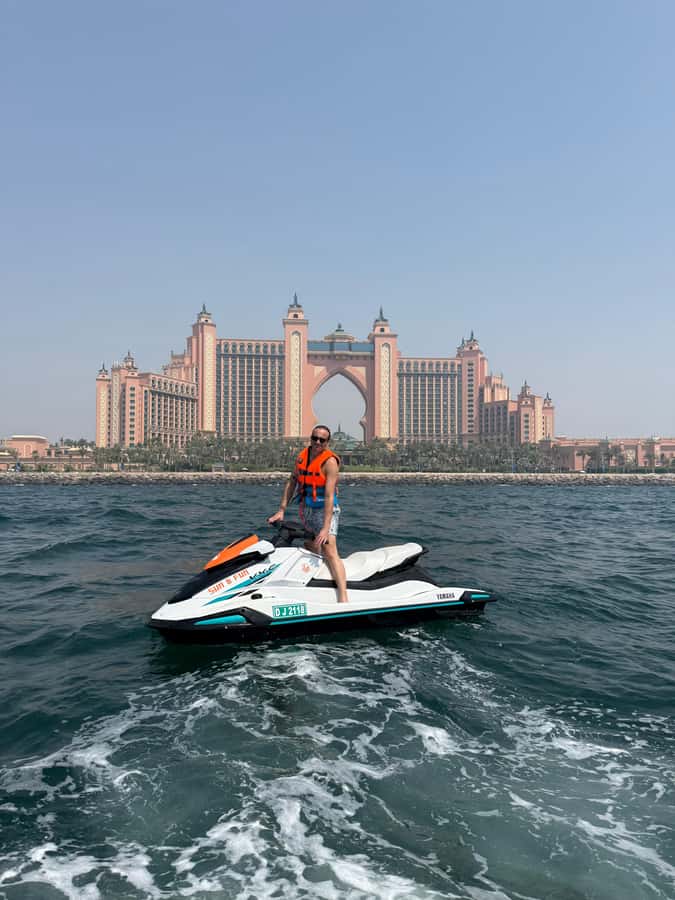 Dubai jet ski: visit the Burj al Arab and Atlantis with photos and videos - What the price gets you