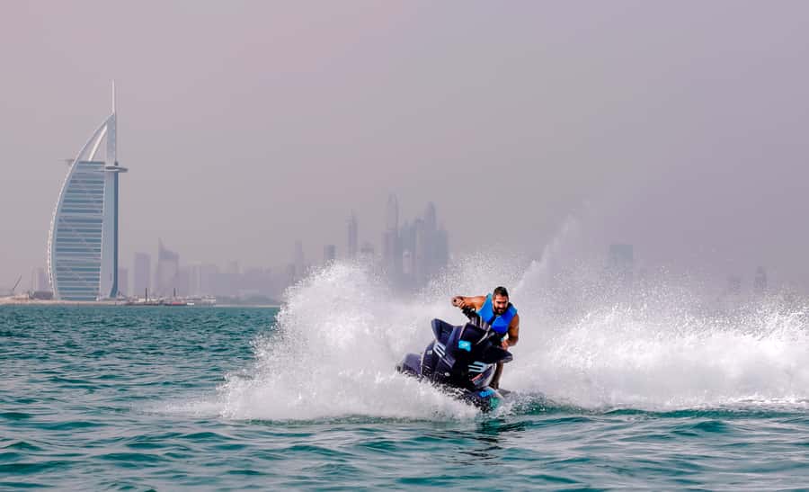 Dubai: Jetski, Burj Khalifa, Burj Al Arab, Juice, & Photos - How to get the best value from 30 minutes