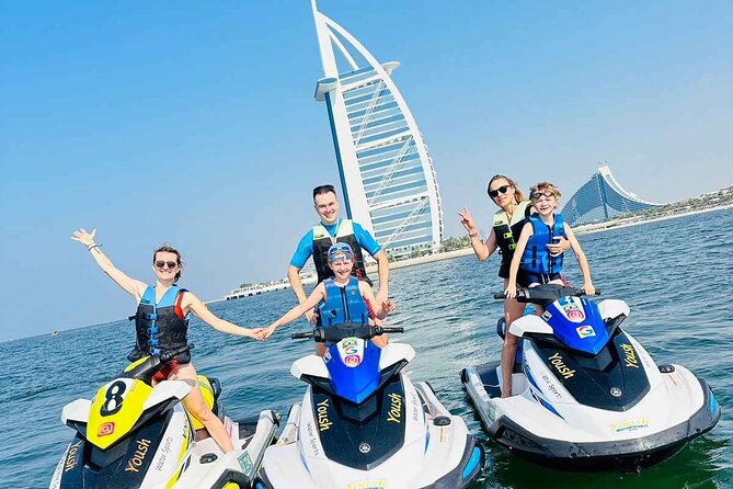 Dubai Jetski Tour of Burj al Arab and Burj Khalifa 45Min. - Beginner help and the role of the instructor