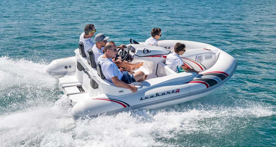 Dubai: Private Self-Drive SeaKart Jet Ski Boat Tour - Why a SeaKart is different from a regular Dubai boat trip