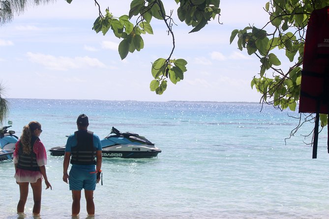 Fakarava Adventure Jet Ski Tour - Getting started with Vahinetua and the safety briefing