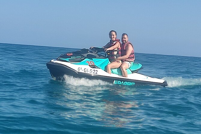 Fuengirola: Alquiler Jet ski 30 min / 1 hour - Who will get the most from this outing