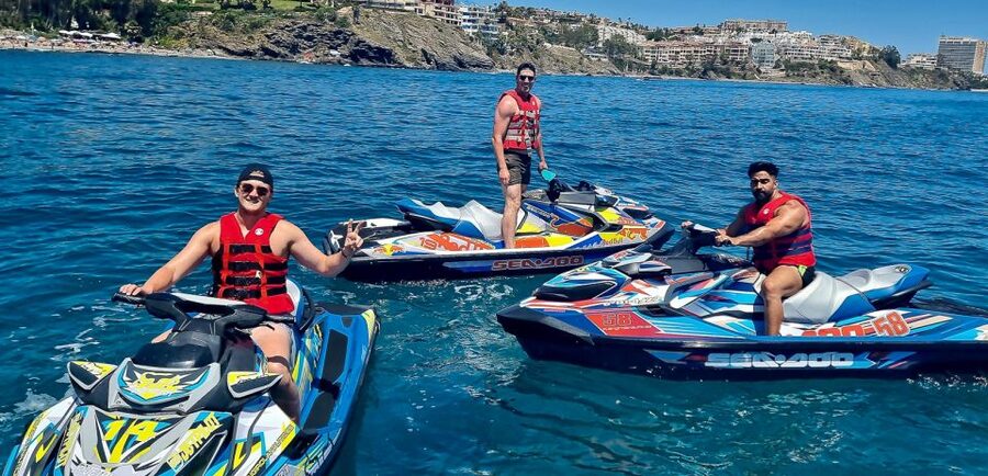 Fuengirola: Jet Ski Rental - From Fuengirola marina to open water