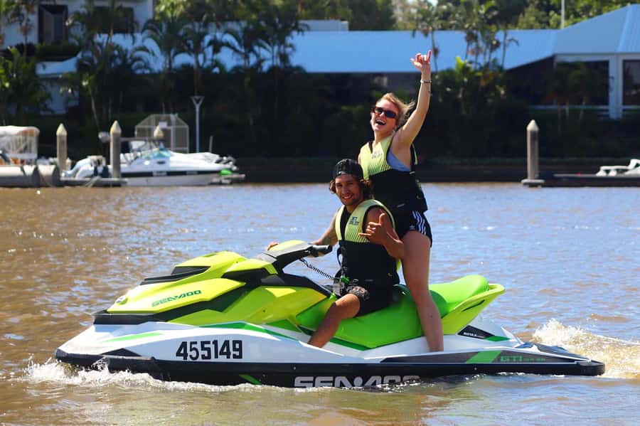 Gold Coast: 1-Hour Jet Ski Ride -No slow zones + Free Photos - From Paradise Point to open water