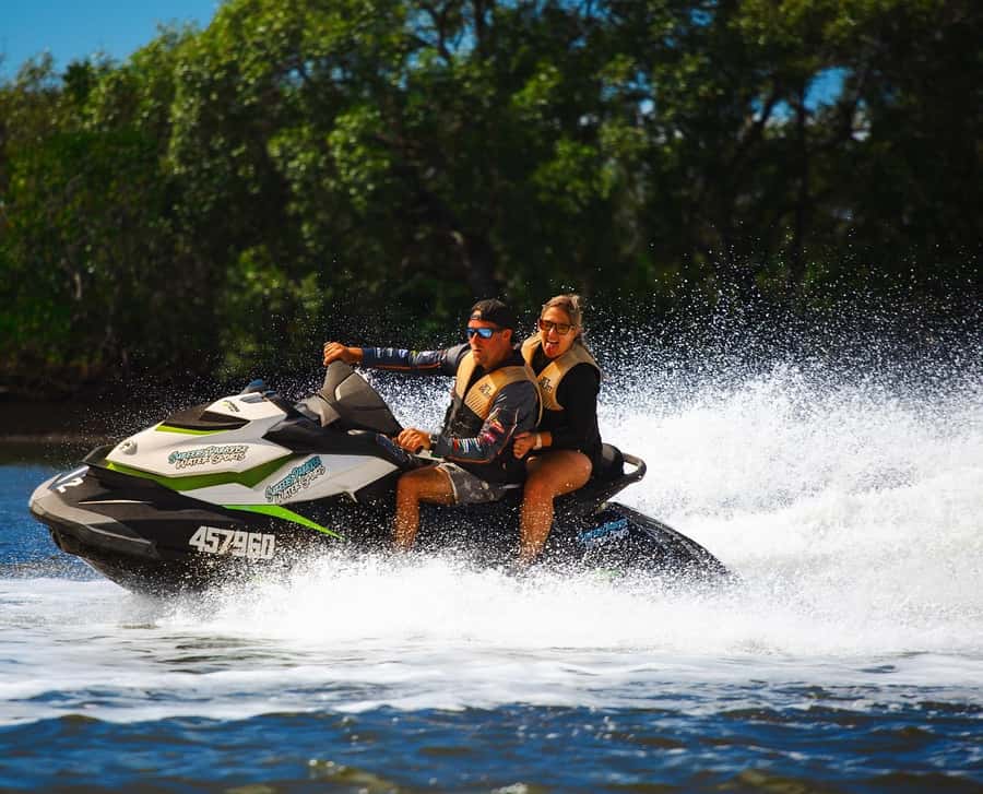 Gold Coast: 1-Hour Jet Ski Ride -No slow zones + Free Photos - Wavebreak Island and South Stradbroke views