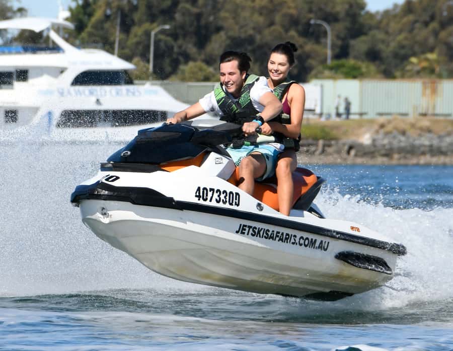 Gold Coast: 30 min Jet Ski Hire - No Slow Zones - The safety briefing is part of the experience