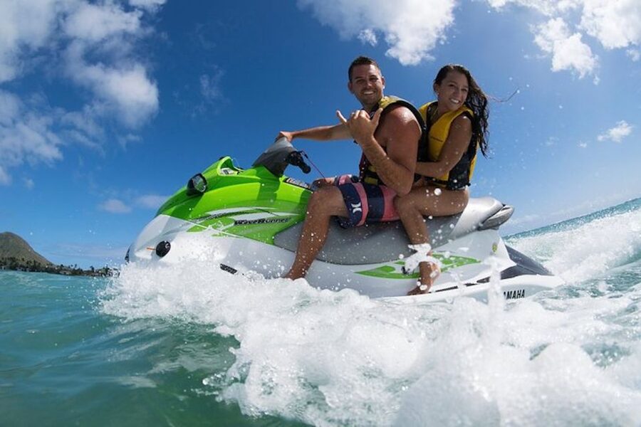 Hawaii Kai: Maunalua Bay Jet Ski Ride - Safety gear and the first controls