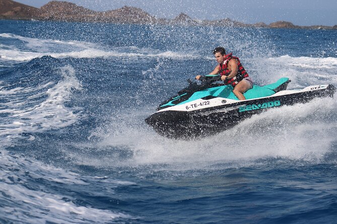 Jet Ski Activity to Lobos Island from Corralejo - Leaving Corralejo for Lobos Island